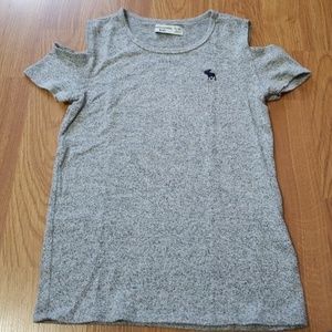 Gray styled sleeve Tee